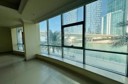 Apartment - 3 Bedrooms - 4 Bathrooms for rent in Marina First Tower - Dubai Marina - Dubai