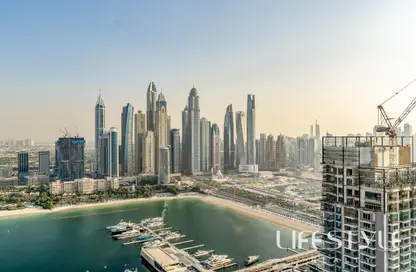 Apartment - 3 Bedrooms - 3 Bathrooms for sale in Grand Bleu Tower 1 - EMAAR Beachfront - Dubai Harbour - Dubai