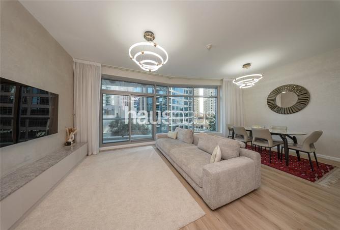 Apartment - 2 Bedrooms for rent in Fairfield Tower - Park Island - Dubai Marina - Dubai