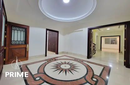 Villa - 7 Bedrooms - 7+ Bathrooms for rent in Al Dhafrah Street - Al Mushrif - Abu Dhabi