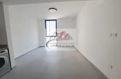 Apartment - 1 Bedroom - 2 Bathrooms for rent in The Link - East Village - Aljada - Sharjah