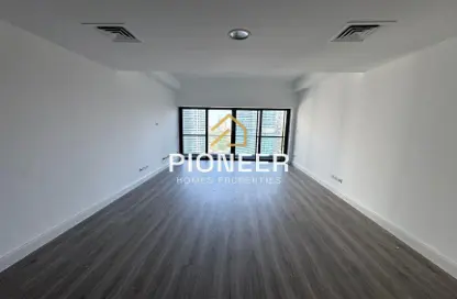 Apartment - 2 Bedrooms - 4 Bathrooms for rent in Goldcrest Views 1 - JLT Cluster V - Jumeirah Lake Towers - Dubai