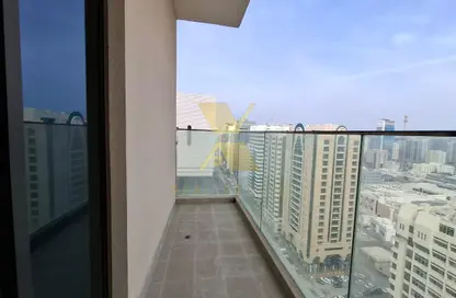 Apartment - 3 Bedrooms - 4 Bathrooms for rent in Al Najda Street - Abu Dhabi