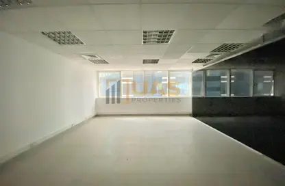 Office Space - Studio - 1 Bathroom for rent in Blue Tower - Sheikh Zayed Road - Dubai