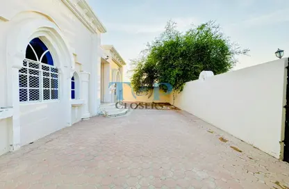 Villa - 3 Bedrooms - 4 Bathrooms for rent in Al Maqam - Al Ain