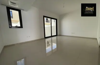 Villa - 2 Bedrooms - 4 Bathrooms for rent in Nasma Residence - Al Tai - Sharjah