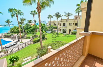 Villa - 4 Bedrooms - 4 Bathrooms for sale in Canal Cove Frond C - Canal Cove Villas - Palm Jumeirah - Dubai