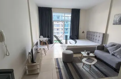 Apartment - 1 Bathroom for sale in Royal Residence 2 - Royal Residence - Dubai Sports City - Dubai