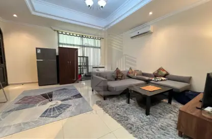 Apartment - 1 Bathroom for rent in Khalifa City A Villas - Khalifa City A - Khalifa City - Abu Dhabi