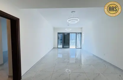 Apartment - 1 Bedroom - 2 Bathrooms for rent in Titanium Tower - Al Karama - Dubai