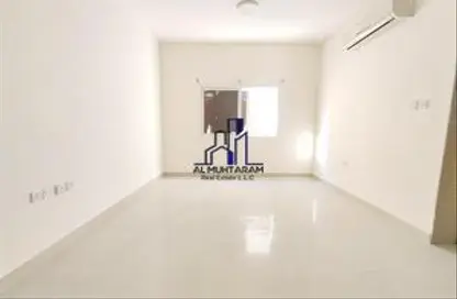 Apartment - Studio - 1 Bathroom for rent in Muwaileh 3 Building - Muwaileh - Sharjah