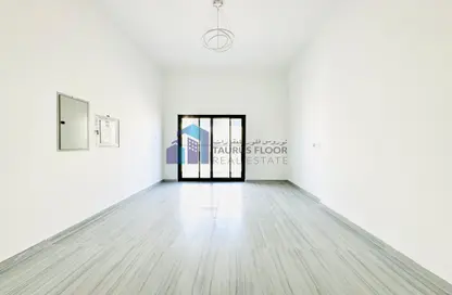 Apartment - 1 Bathroom for rent in Al Warsan 4 - Al Warsan - Dubai