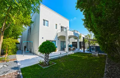 Villa - 3 Bedrooms - 5 Bathrooms for rent in Meadows 1 - Meadows - Dubai