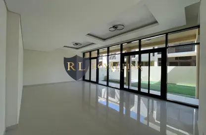 Villa - 3 Bedrooms - 4 Bathrooms for rent in Richmond - DAMAC Hills - Dubai