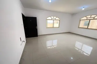 Apartment - 1 Bathroom for rent in Khalifa City A - Khalifa City - Abu Dhabi