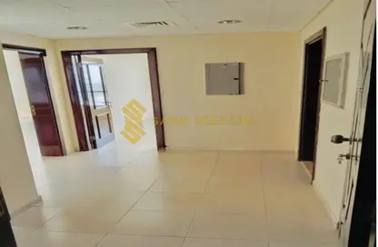 Apartment - 3 Bedrooms - 3 Bathrooms for rent in Al Danah - Abu Dhabi