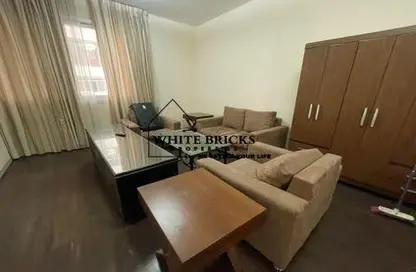 Apartment - 1 Bedroom - 1 Bathroom for rent in Tourist Club Area - Abu Dhabi