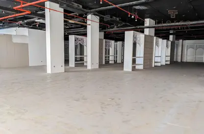 Shop - Studio for rent in District 18 - Jumeirah Village Circle - Dubai