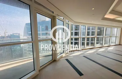 Apartment - 4 Bedrooms - 5 Bathrooms for rent in Wave tower - Corniche Road - Abu Dhabi