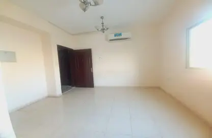 Apartment for rent in Muwailih Building - Muwaileh - Sharjah