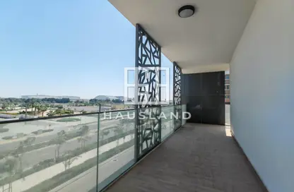 Apartment - 2 Bedrooms - 2 Bathrooms for sale in The Gate - Masdar City - Abu Dhabi