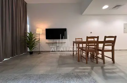 Apartment - 1 Bedroom - 2 Bathrooms for rent in Tourist Club Area - Abu Dhabi