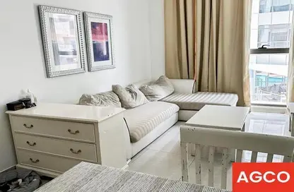 Apartment - 3 Bedrooms - 3 Bathrooms for rent in Green Diamond 1 A - Green Diamond 1 - Arjan - Dubai