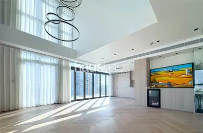 Penthouse - 3 Bedrooms - 4 Bathrooms for sale in Panorama at the Views Tower 4 - Panorama at the Views - The Views - Dubai