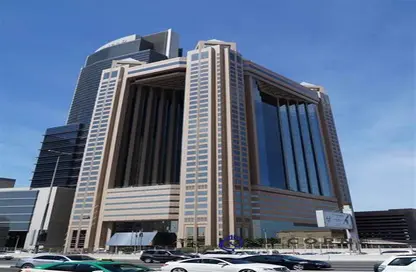 Apartment - 2 Bedrooms - 3 Bathrooms for rent in Fairmont Hotel - Sheikh Zayed Road - Dubai