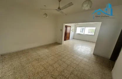 Apartment - 1 Bathroom for rent in Al Karama - Dubai