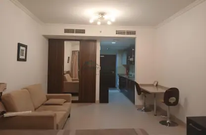 Apartment - 1 Bathroom for rent in Goldcrest Executive - JLT Cluster C - Jumeirah Lake Towers - Dubai