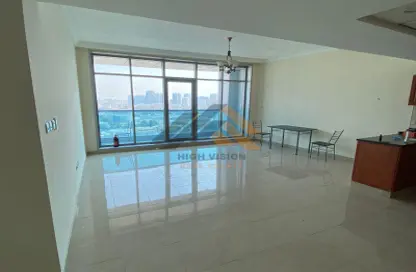 Apartment - 1 Bedroom - 2 Bathrooms for rent in Ajman Corniche Residences - Ajman Corniche Road - Ajman