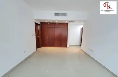 Apartment - 3 Bedrooms - 3 Bathrooms for rent in Shabiya 12 - Shabiya - Mussafah - Abu Dhabi