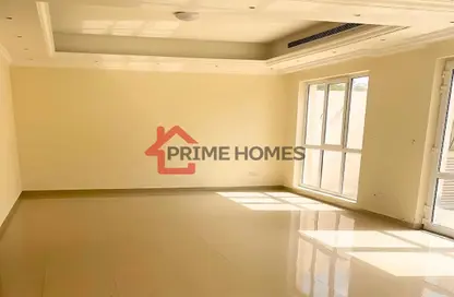 Villa - 5 Bedrooms - 7 Bathrooms for rent in Al Baraha - Deira - Dubai