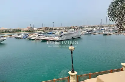 Apartment - 2 Bedrooms - 3 Bathrooms for rent in Marina Residences 5 - Marina Residences - Palm Jumeirah - Dubai