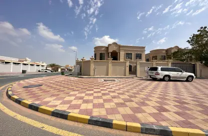 Villa - 6 Bedrooms for sale in Al Hamidiya 2 - Al Hamidiya - Ajman