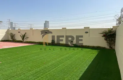 Villa - 4 Bedrooms - 5 Bathrooms for sale in Package 1A - Jumeirah Park - Dubai