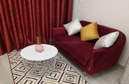 Apartment - 1 Bathroom for rent in Azizi Aliyah - Dubai Healthcare City - Dubai