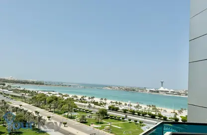 Apartment - 4 Bedrooms - 5 Bathrooms for rent in Al Sahel Towers - Corniche Road - Abu Dhabi