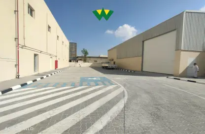 Warehouse - Studio for rent in Mussafah Industrial Area - Mussafah - Abu Dhabi