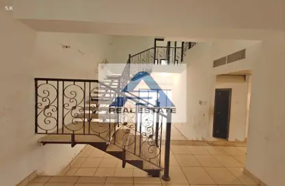 Duplex - 3 Bedrooms - 4 Bathrooms for rent in Corniche Tower - Corniche Road - Abu Dhabi