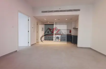 Apartment - 1 Bedroom - 2 Bathrooms for rent in The Link - East Village - Aljada - Sharjah