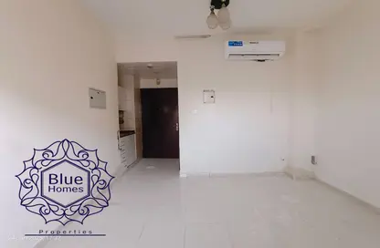 Apartment - Studio - 1 Bathroom for rent in Suroor 511 - Muwaileh - Sharjah