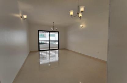 Apartment - 2 Bedrooms - 2 Bathrooms for rent in Jumeirah Garden City - Al Satwa - Dubai