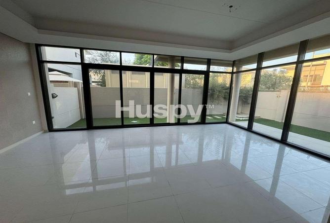 Townhouse - 3 Bedrooms - 5 Bathrooms for sale in Rochester - DAMAC Hills - Dubai