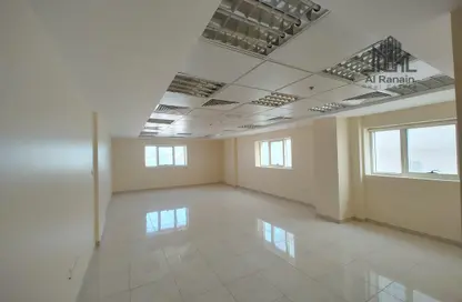 Office Space - Studio - 1 Bathroom for rent in Al Kuwaitat - Central District - Al Ain