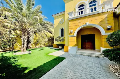 Villa - 3 Bedrooms - 5 Bathrooms for rent in Legacy - Jumeirah Park - Dubai