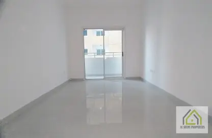 Apartment - 1 Bedroom - 1 Bathroom for rent in Zakhir Tower 1 - Zakhir Towers - Al Taawun - Sharjah