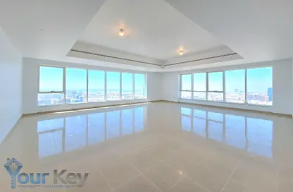 Apartment - 3 Bedrooms - 4 Bathrooms for rent in Sama Tower - Electra Street - Abu Dhabi