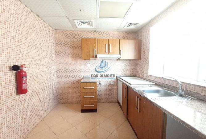 Rent in Al Nahda Complex: 2BHK DXB SHJ BORDER FMLY BLDG NEAR SAHARA ...